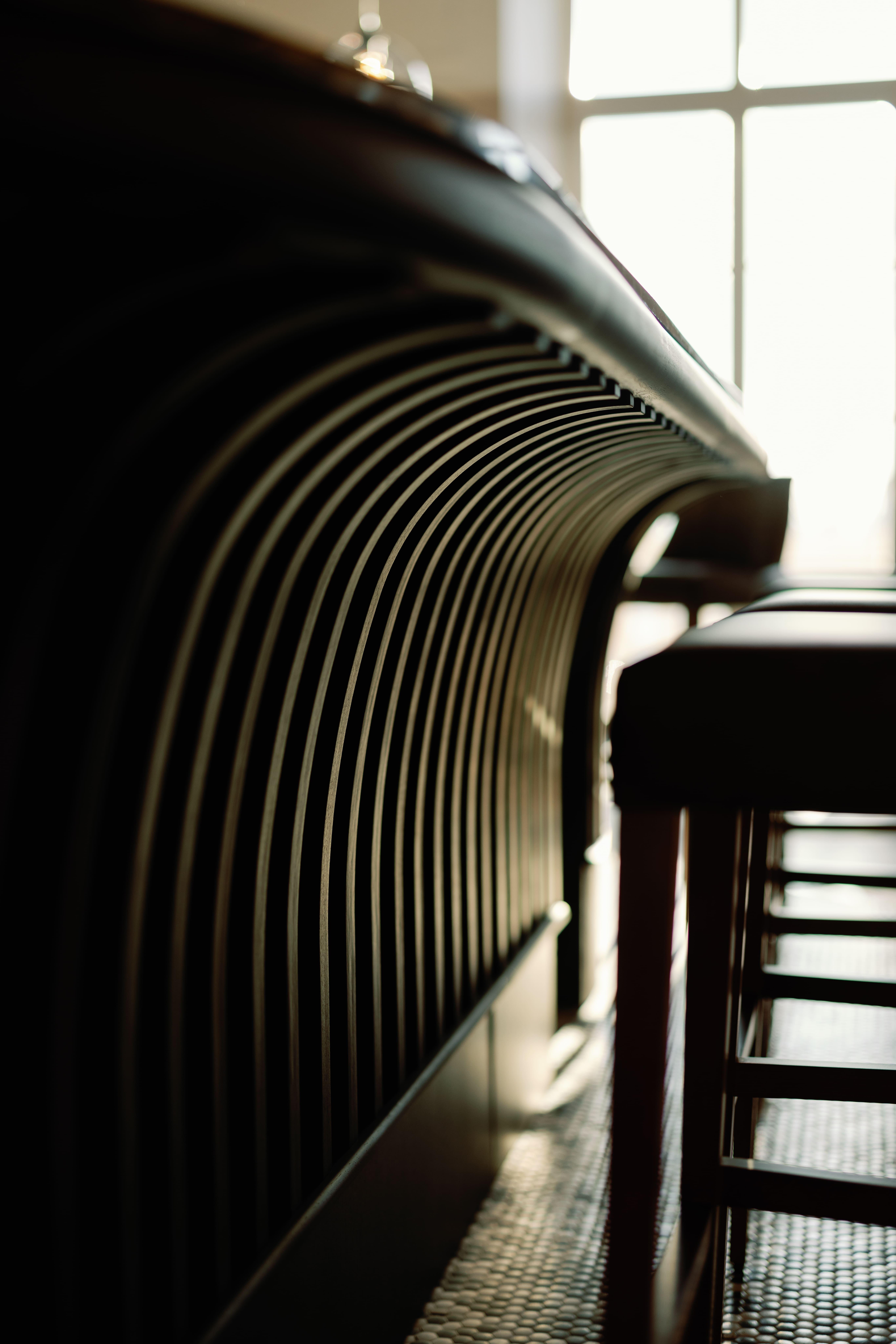 The Editory Riverside Hotel, An Historic Hotel Lisbon Luaran gambar The curved metal staircase